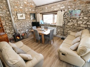 Living room - Corner Cottage (Haverfordwest)
