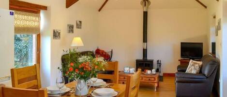 Juguetes, piso con calefacción