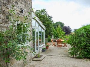 Cottage | Interior - The Granary (York)