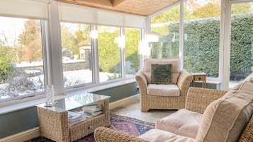 Cottage | Living room | TV, DVD player