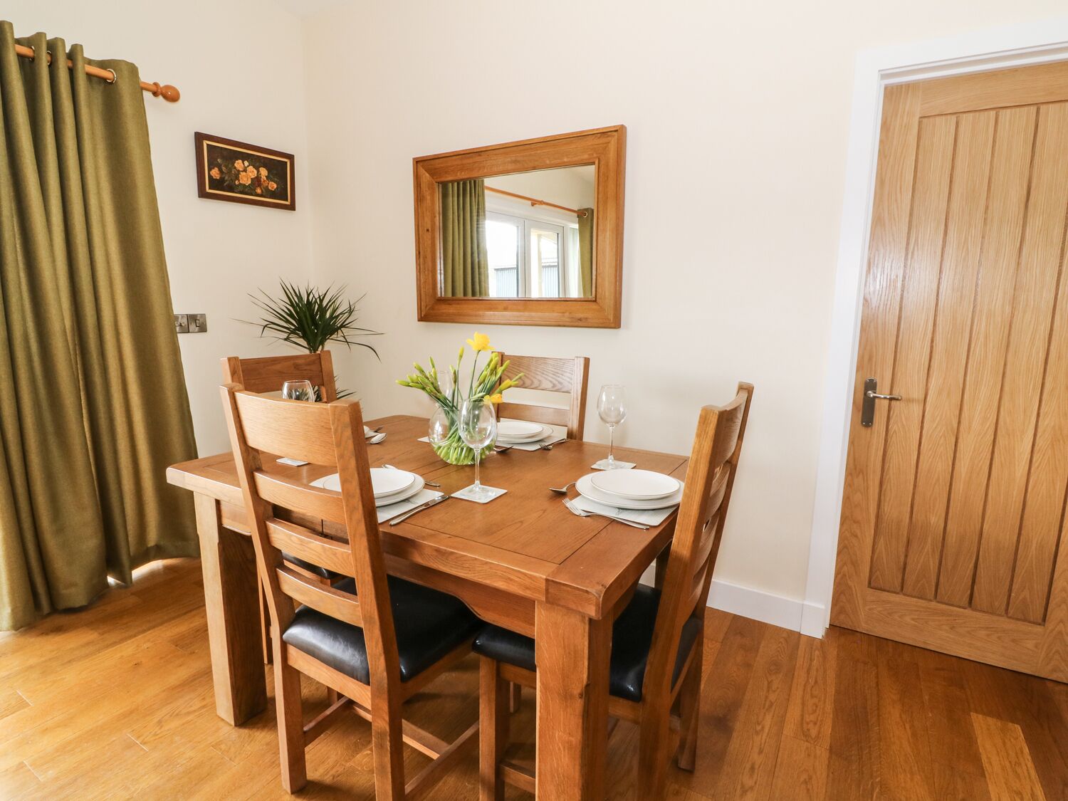 Cottage | Private kitchen | Microwave, stovetop, dishwasher, highchair