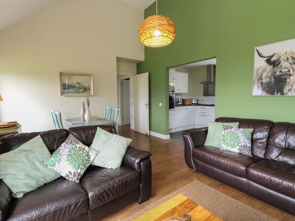 Cottage | Interior - Driftwood Cottage (Isle of Mull)