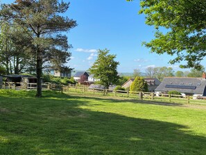 Cottage | Property grounds