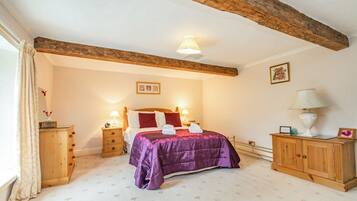 Casa de campo | 3 dormitorios, decoración individual, mobiliario individual