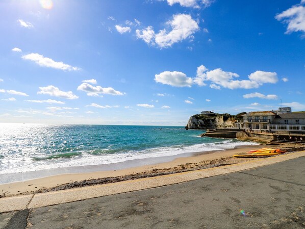 Cottage | Interior - Fieldside (Totland Bay)