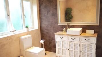 Buồng tắm vòi sen