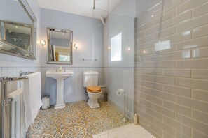 Cottage | Bathroom | Shower - Gardeners Cottage (Hexham)