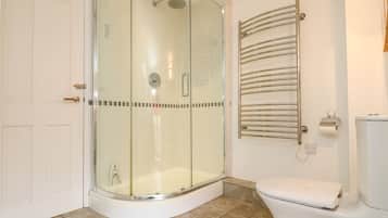 Cottage | Bathroom