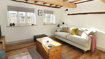 Cottage | Living room | TV, DVD player