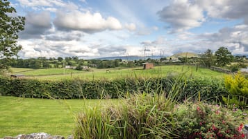Cottage | Bathroom | Shower