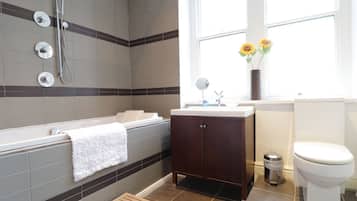 Ferienhaus | Badezimmer