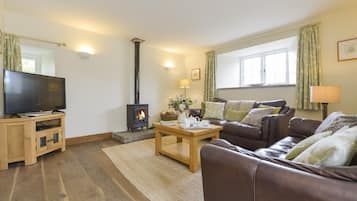 Cottage | Interior