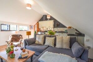 Cottage | Interior