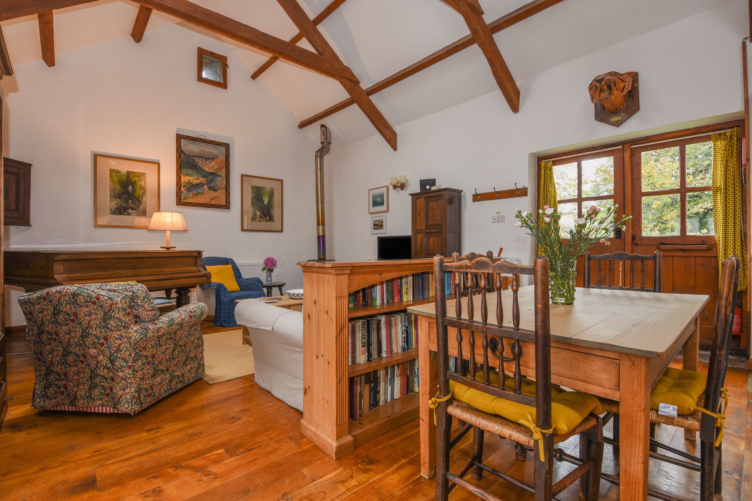 Cottage | Interior