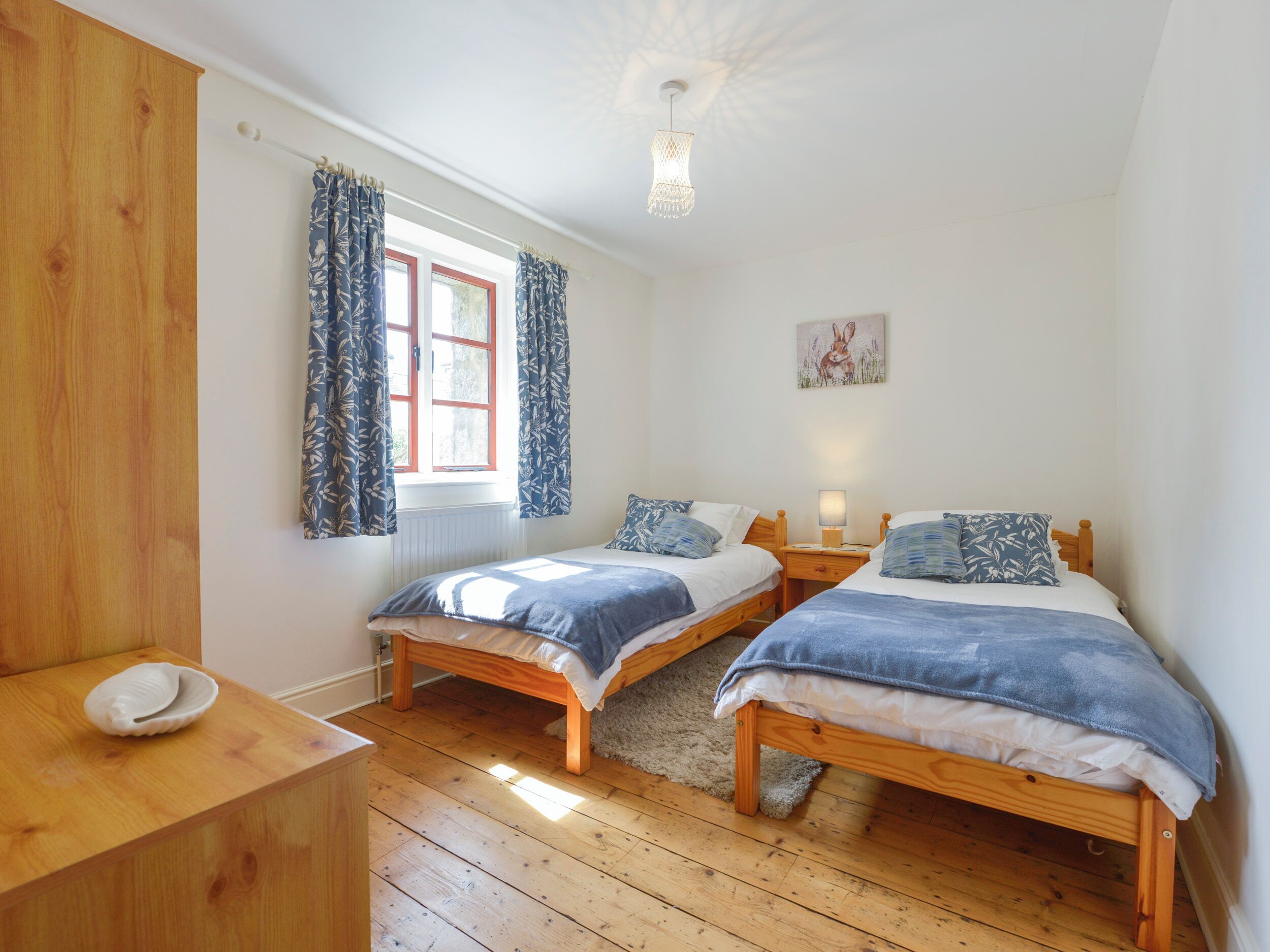 Cottage | 2 bedrooms, individually decorated, individually furnished, free WiFi