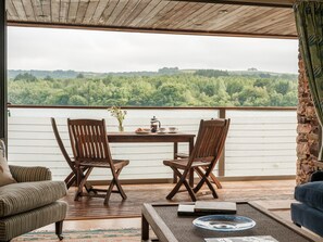 Cottage | Outdoor dining - Sandridge Boathouse (Totnes)