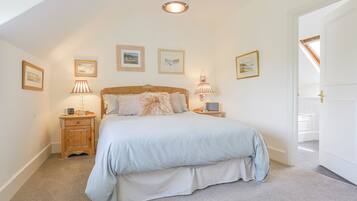 3 bedrooms, individually decorated, individually furnished, free WiFi