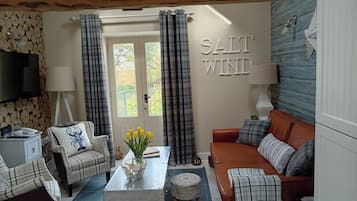Cottage | Living area