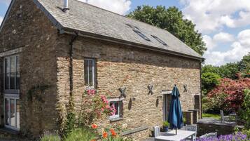 Cottage | Outdoor dining
