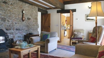 Cottage | Interior