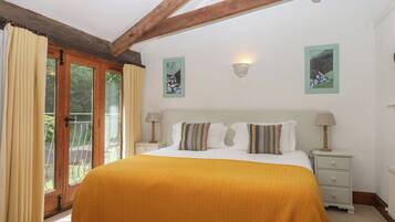 Cottage | Interior