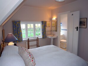 Chaumière | 4 chambres, décor unique, ameublement unique, accès au Wi-Fi (inclus)
