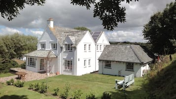 Cottage | Resort view