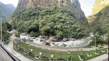 Dreibettzimmer, Terrasse, Flussblick