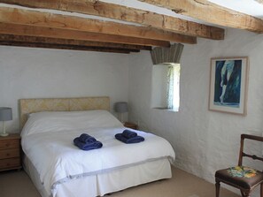 Cottage | 3 bedrooms, individually decorated, individually furnished, free WiFi