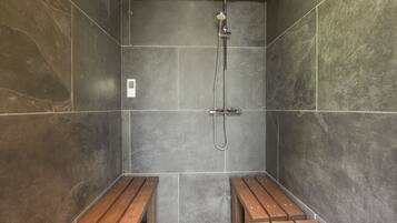 Småhus | Bad | Dusj
