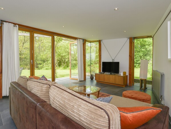 Cottage | Interior - 3 Newhall Green (Delabole)