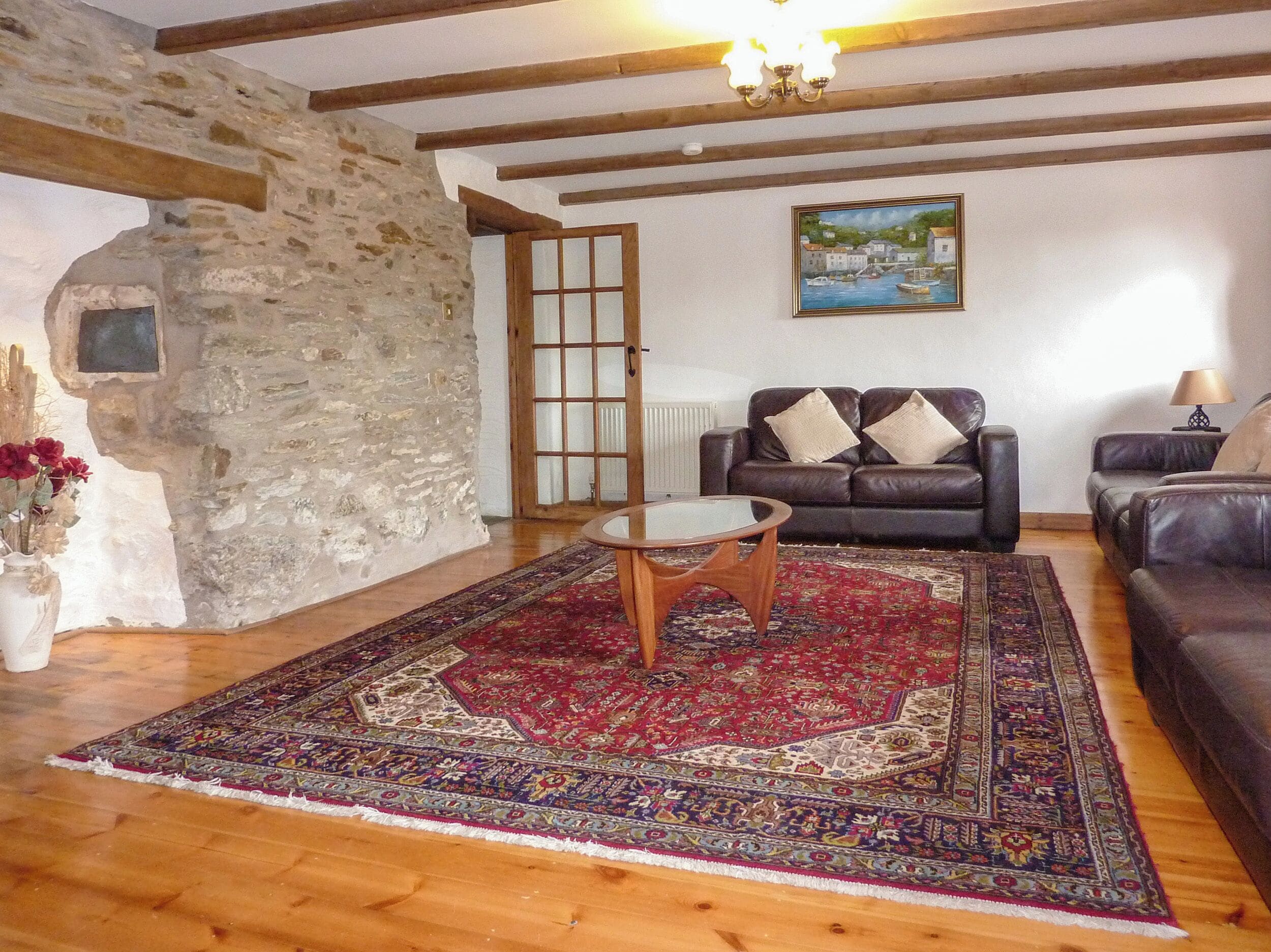 Cottage | Coin séjour | Cheminée, lecteur de DVD