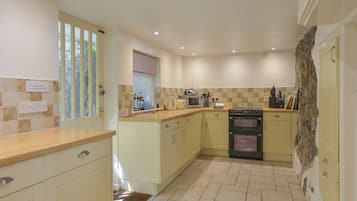 Cottage | Private kitchen