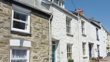 Cottage | Front of property