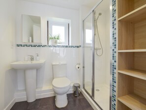 Cottage | Bathroom