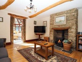 Cottage | Living area | TV, DVD player, table tennis