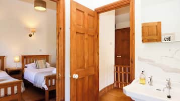 2 soverom, individuelt dekorert og individuelt innredet