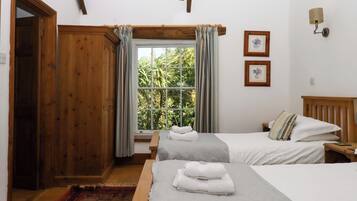 Småhus | 2 soverom, individuelt dekorert og individuelt innredet