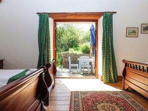 3 bedrooms, individually decorated, individually furnished, free WiFi - East Bickleigh (Totnes)
