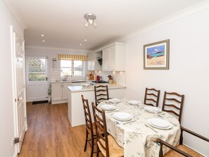 Interior - 6 Lyme Mews (Seaton)