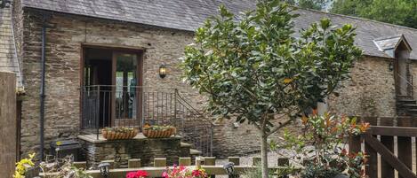 Cottage | Front of property