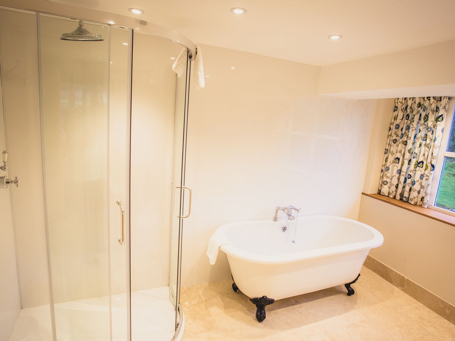 Cottage | Bathroom | Shower