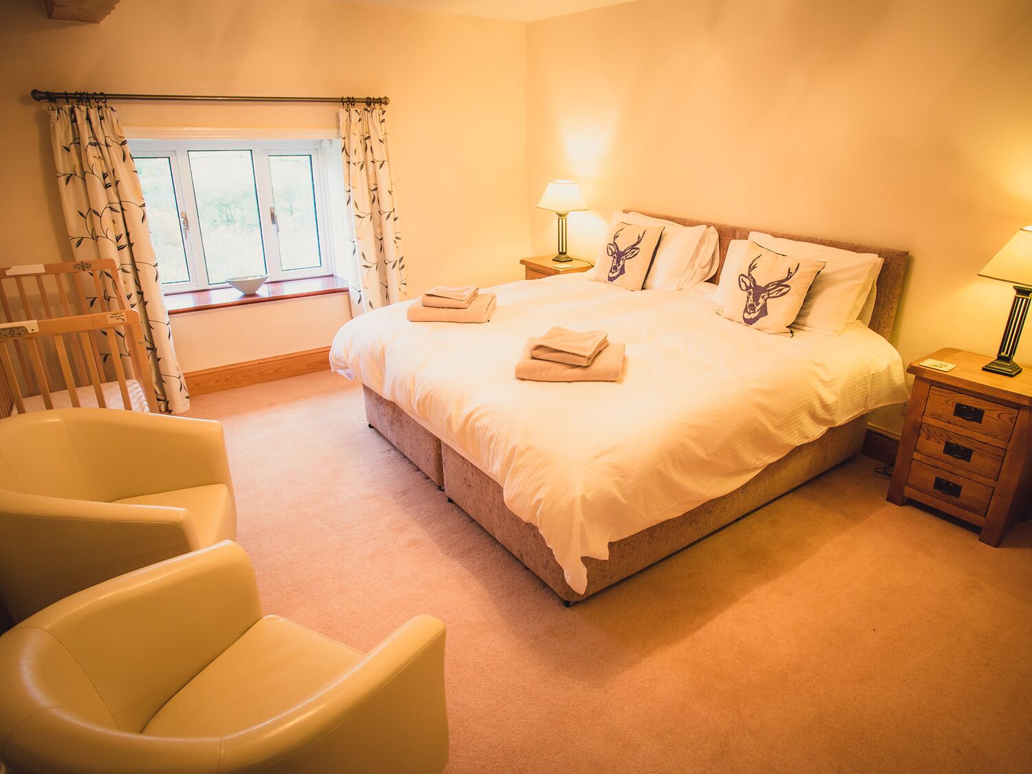 Cottage | 6 bedrooms, individually decorated, individually furnished, free WiFi