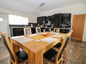 Cottage | Interior - Felin Manaw (Holyhead)