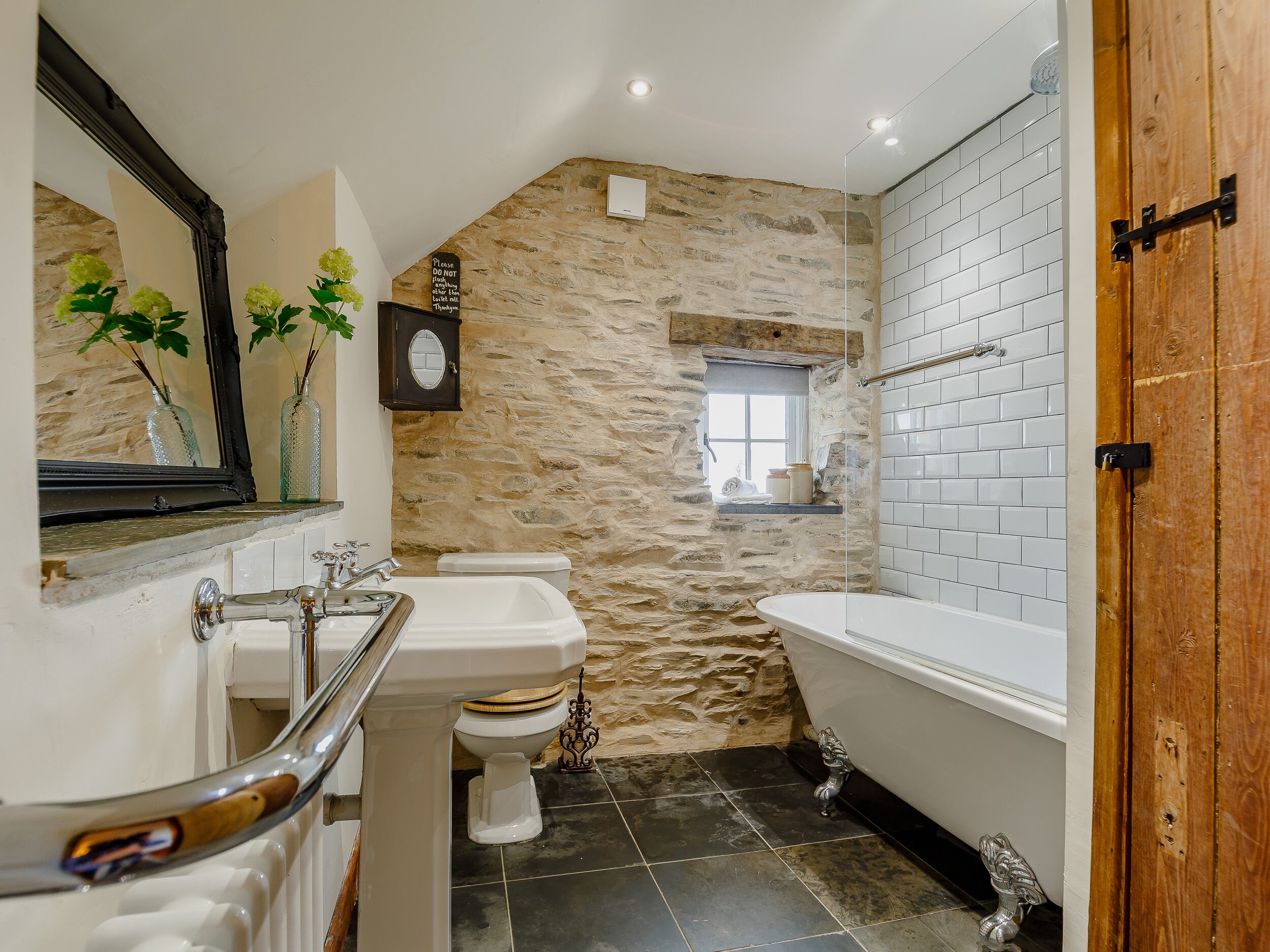 Ferienhaus | Badezimmer | Dusche, Haartrockner