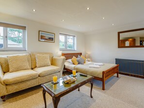 8 bedrooms, individually decorated, individually furnished, free WiFi - Pant Dafydd Goch (Llangollen)