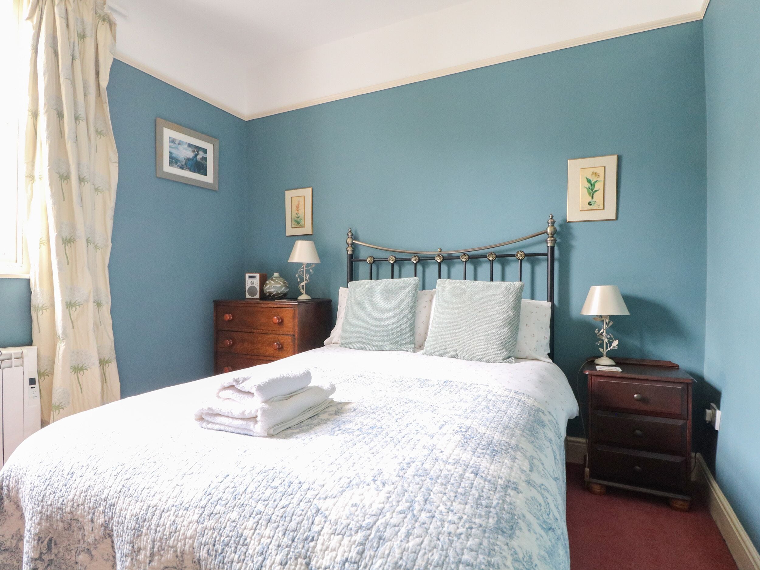 Cottage | 3 bedrooms, individually decorated, individually furnished, free WiFi