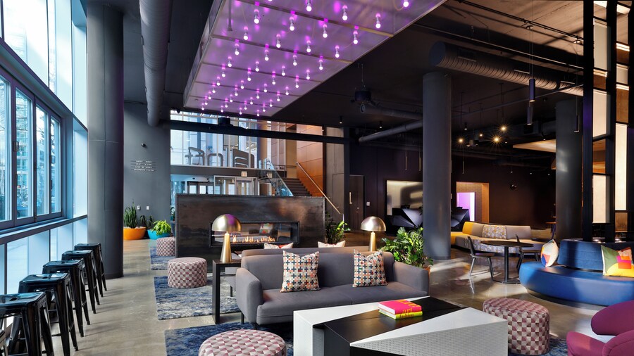 Aloft Chicago Mag Mile