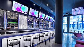 Cocktail bar