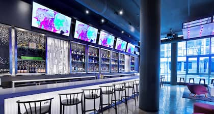 Aloft Chicago Mag Mile